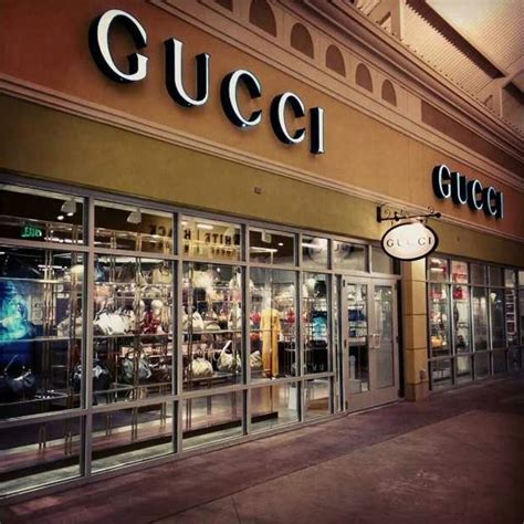 gucci outlets near me locations